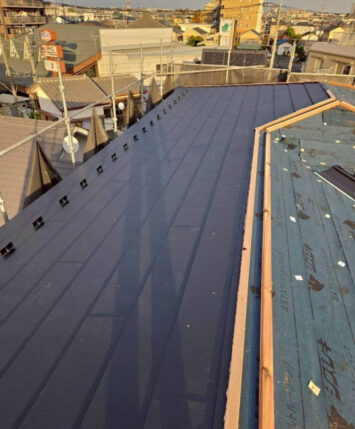 金属瓦重ね葺き工事