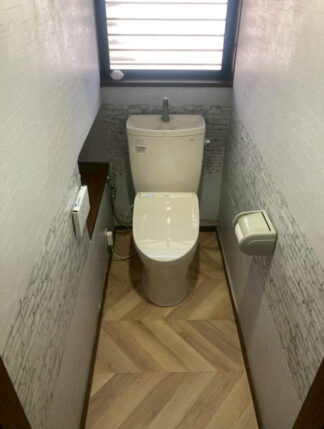 トイレ交換工事