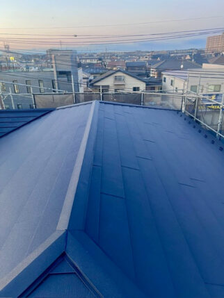 金属瓦重ね葺き工事